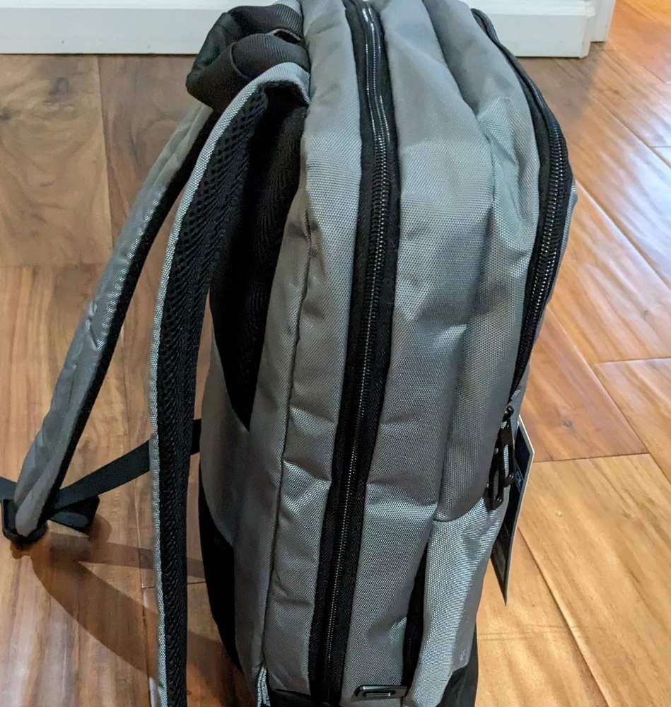 Duchamp Lightweight Laptop Backpack New With Tags ❤️